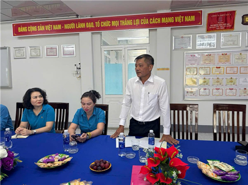 CÔNG ĐOÀN ĐIỆN LỰC VIỆT NAM THĂM HỎI THÁNG CÔNG NHÂN TẠI ĐIỆN LỰC NĂM CĂN - CÔNG TY ĐIỆN LỰC CÀ MAU