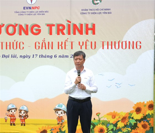 PC Yên Bái: Biểu dương, khen thưởng con cán bộ công nhân viên đạt thành tích xuất sắc năm học 2024-2025