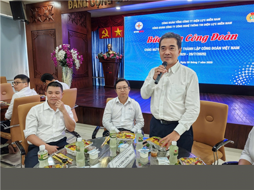 ẤM ÁP BỮA CƠM CÔNG ĐOÀN TẠI CÔNG TY CÔNG NGHỆ THÔNG TIN ĐIỆN LỰC MIỀN NAM