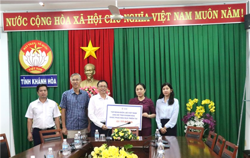 EVN hỗ trợ 1 tỷ đồng giúp Khánh Hòa khắc phục hậu quả mưa lũ lịch sử