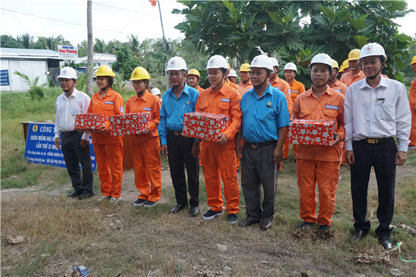 Công đoàn Công ty Điện lực Trà Vinh, về đích chương trình thi đua “10 nghìn sáng kiến” 