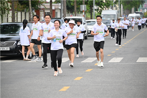 CHẠY BỘ ĐỂ LAN TỎA THÔNG ĐIỆP HƯỞNG ỨNG GIỜ TRÁI ĐẤT 2026