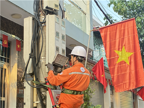 Công ty Điện lực Điện Biên tập trung cao độ, bảo đảm cấp điện an toàn, liên tục dịp Quốc khánh 2/9