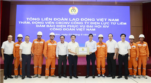 Thăm hỏi, động viên đoàn viên, người lao động đảm bảo điện Đại hội XIV Công đoàn Việt Nam