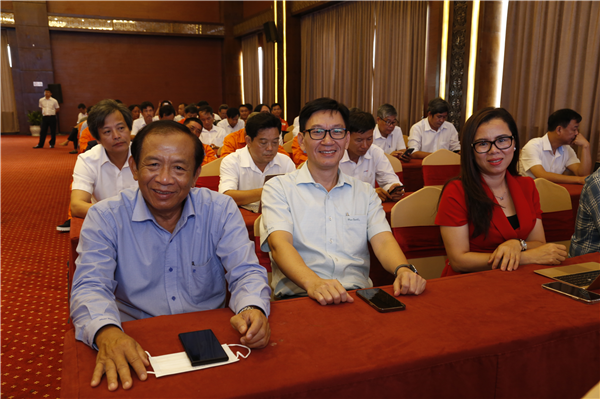 Cán bộ công đoàn và đại biểu ATVSV tại hội nghị