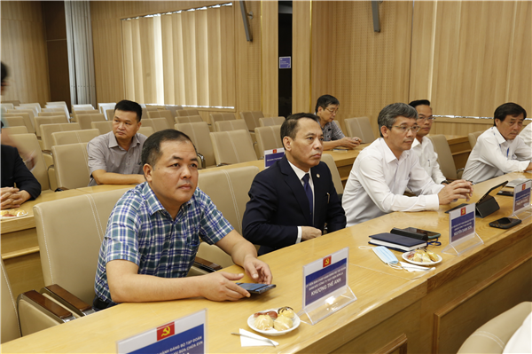 Các Đại biểu dự Hội nghị