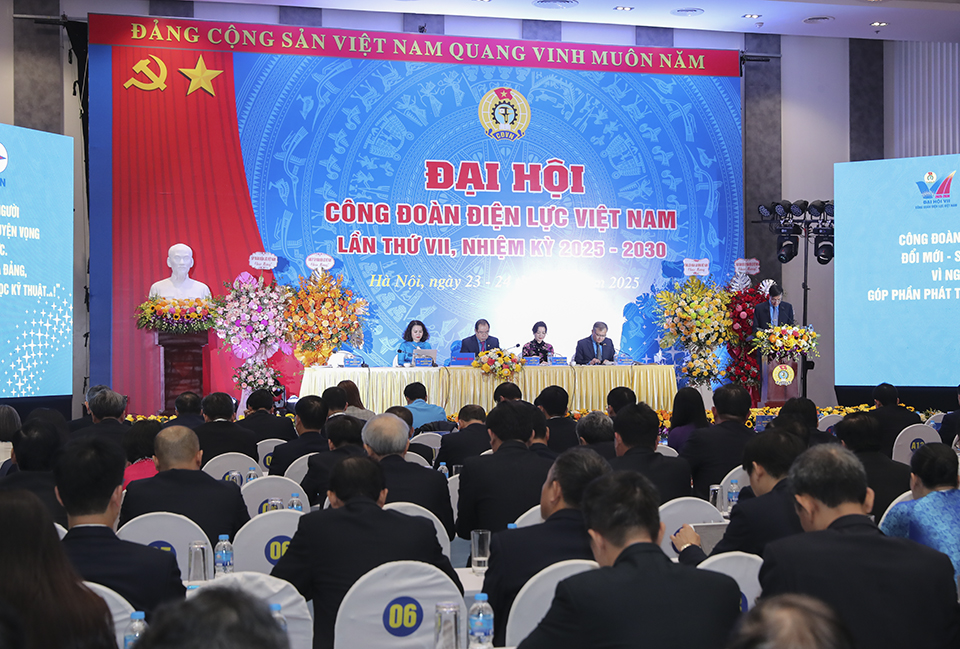 Ngày làm việc thứ hai Đại hội Công đoàn Điện lực Việt Nam: Dân chủ, trách nhiệm, thống nhất cao