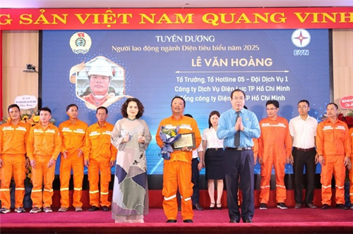 Anh Lê Văn Hoàng – Người Công Nhân Ngành Điện Tiêu Biểu Năm 2025