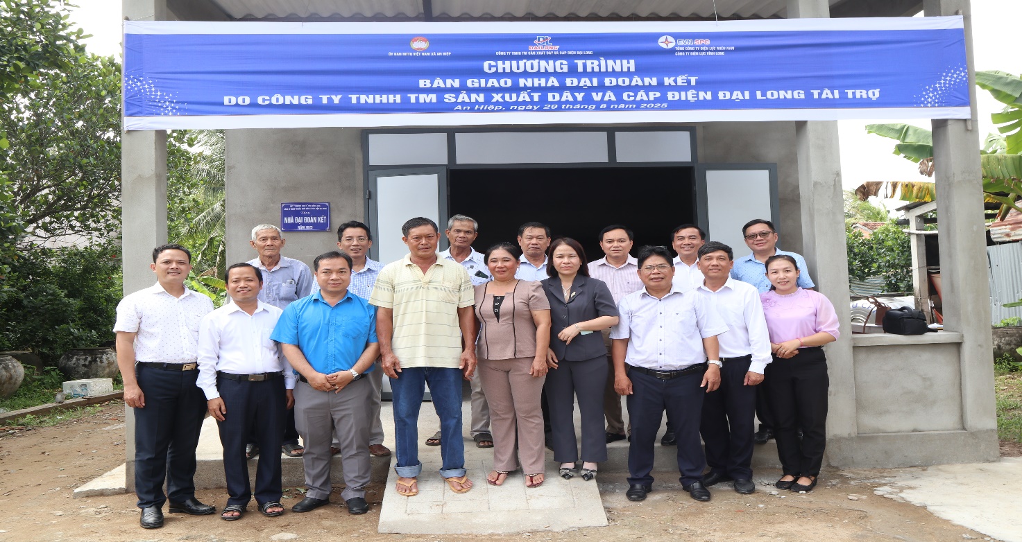 Bàn giao 16 căn Nhà đại đoàn kết tại xã An Hiệp, tỉnh Vĩnh Long 3