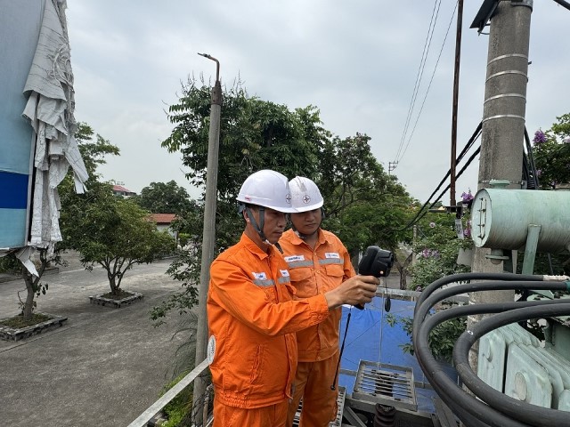 Bùi Văn Tuyến: Người thợ điện “đất Mỏ” viết lên câu chuyện đẹp bằng sự tận tâm và khát vọng đổi mới 5