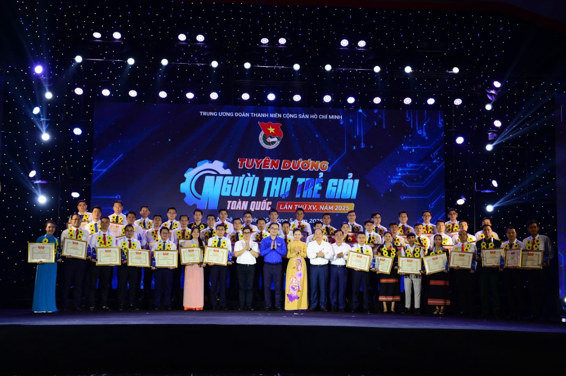 EVN có 11 cá nhân được vinh danh tại Giải thưởng 