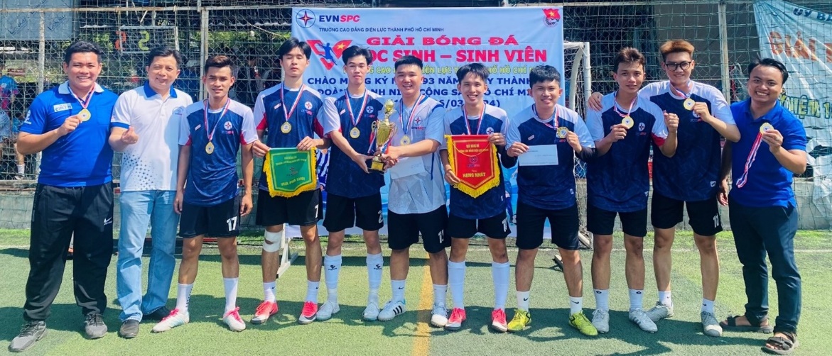 PHÓ BÍ THƯ ĐOÀN TRƯỜNG CAO ĐẲNG ĐIỆN LỰC HỒ CHÍ MINH “NGỌN LỬA NHIỆT HUYẾT CỦA TUỔI TRẺ”  4