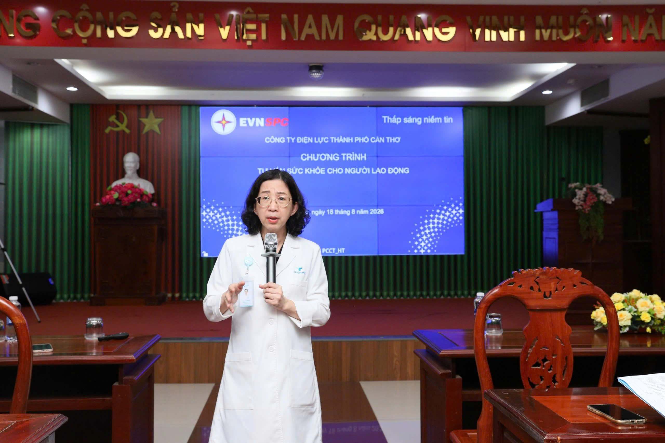 Chủ động chăm sóc sức khỏe, nền tảng để người lao động Công ty Điện lực thành phố Cần Thơ làm việc hiệu quả