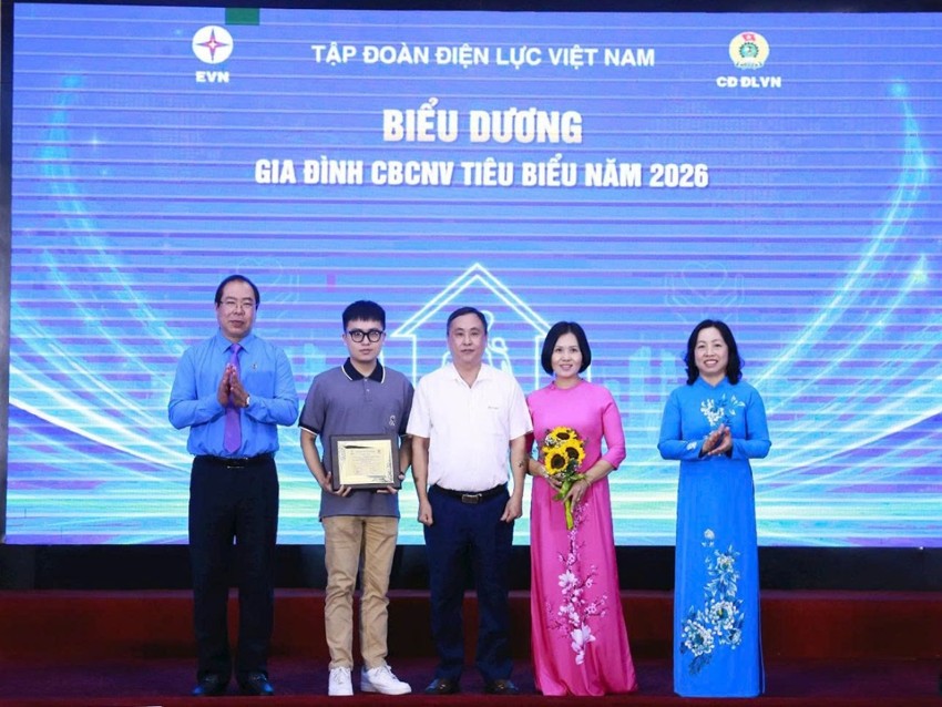 Giữ lửa yêu thương, vun đắp thành công – Câu chuyện về gia đình đồng chí Phạm Thanh Lịch , Phó chủ tịch Công đoàn Công ty Điện lực Ninh Bình 5