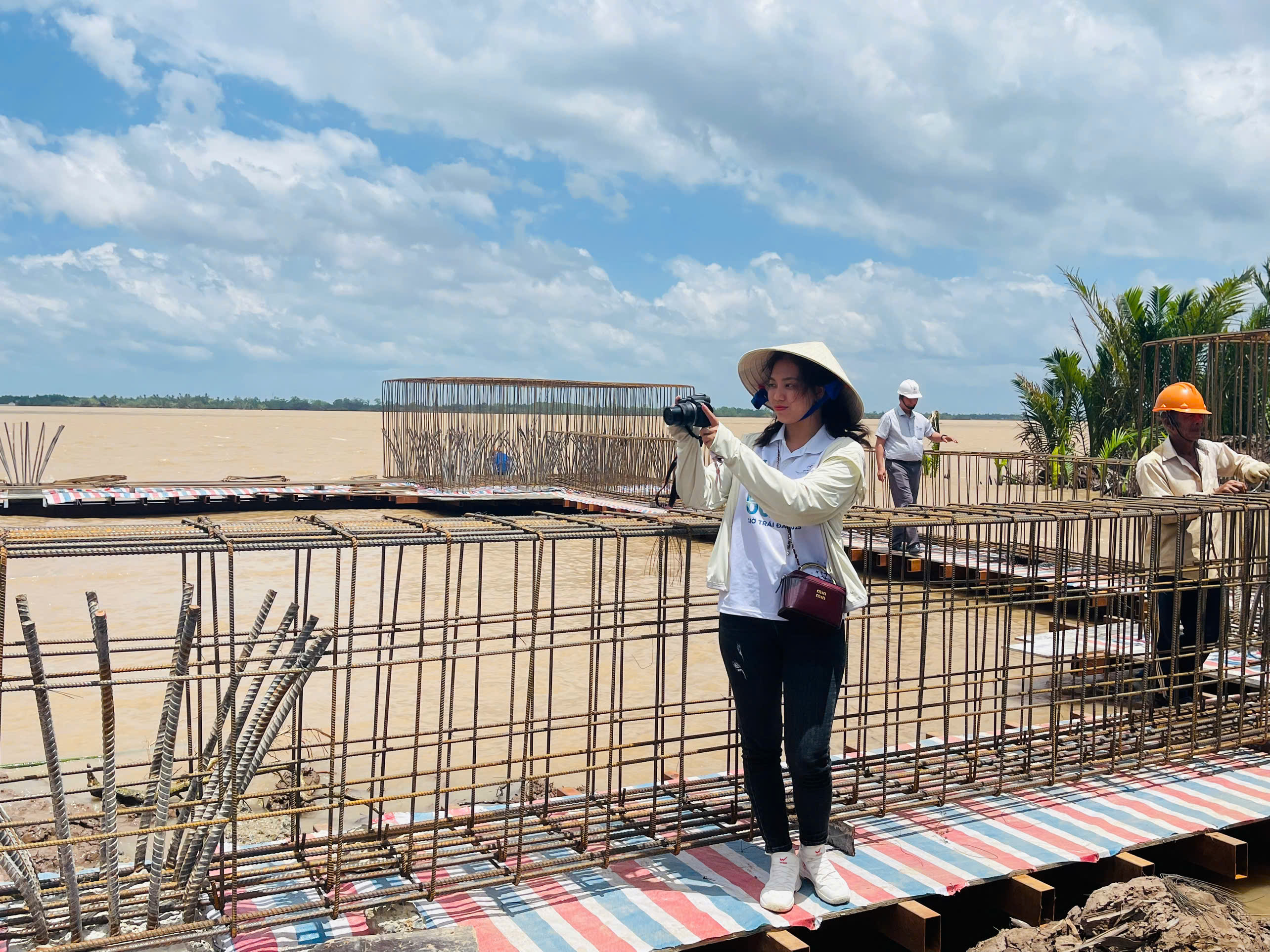 Những phóng viên công trường 3