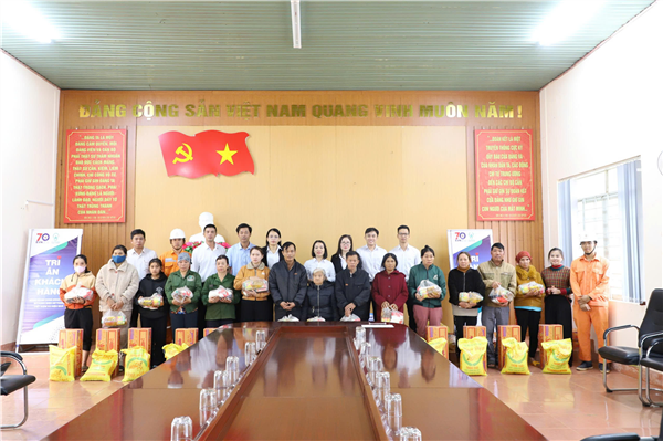 PC Lâm Đồng thắp lửa đạo lý giữa tháng Bảy tri ân
