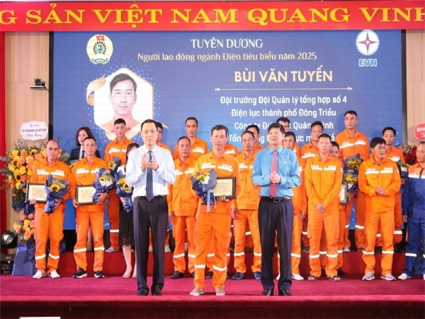 Người thợ điện “đất Mỏ” với sự tận tâm và khát vọng đổi mới