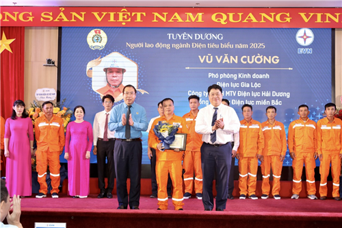 Người lao động ngành Điện tiêu biểu trưởng thành từ phong trào phát huy sáng kiến cải tiến kỹ thuật