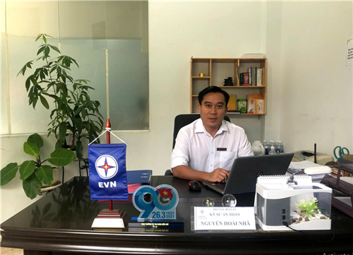 Hành trình nỗ lực và khát vọng vươn lên của anh công nhân điện
