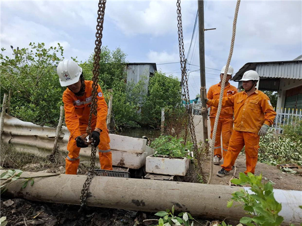 Gương sáng người thợ Điện nơi cực Nam Tổ quốc