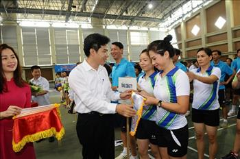 Gải giao hữu thể thao các Tổng công ty trong Tập đoàn Điện lực Việt Nam năm 2017