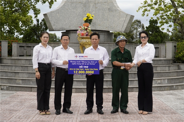 Hành trình tri ân trên đất lửa Quảng Trị