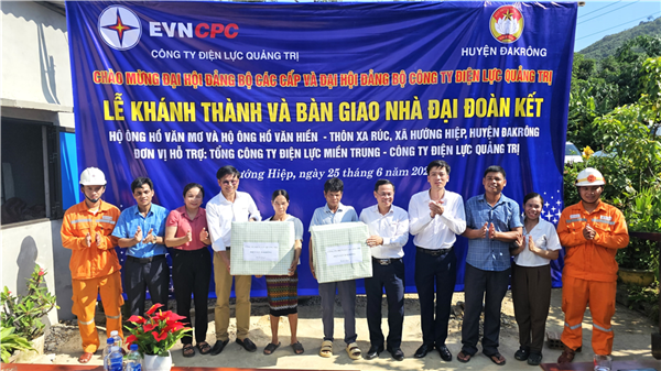 Quảng Trị: Khánh thành nhà 2 đại đoàn kết do EVNCPC hỗ trợ tại huyện miền núi Đakrông