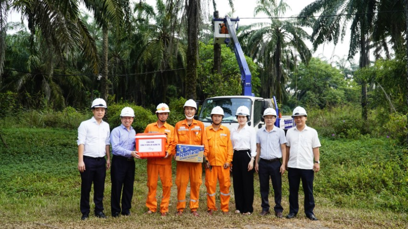 Công đoàn Công ty Điện lực Quảng Trị chăm lo đời sống người lao động