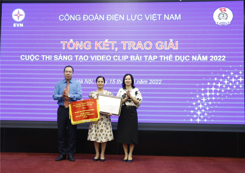 Tác phẩm đoạt giải Nhất cuộc thi sáng tạo Video clip Bài tập thể dục - Công ty CP Nhiệt điện Hải Phòng